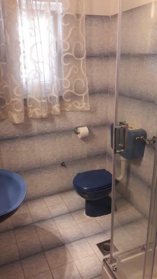 Apartmani Nado Majica Sveti Filip i Jakov Exterior foto